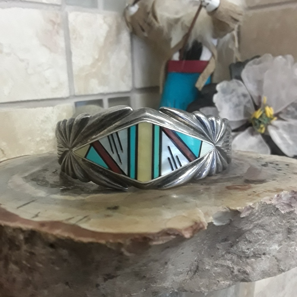 🚫SOLD🚫Vtg Sterling Zuni inlay Cuff
